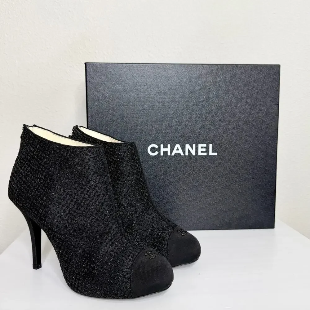 Chanel Beaded Ankle Booties Black Cap Toe Heels 38.5 CC Logo